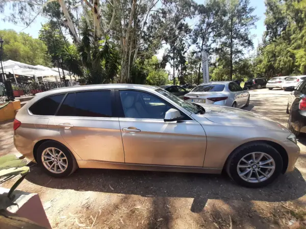 BMW 318 2014 - 14900 EUR, 185655 km - AUTO.MOTO.pt - 185655km - foto 4 de 21