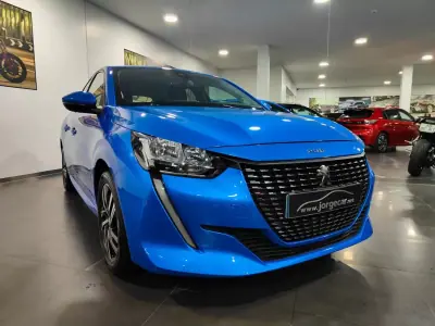 Peugeot 208 2019 - 13250 EUR, 90000 km - AUTO.MOTO.pt - 90000km - foto 3 de 60