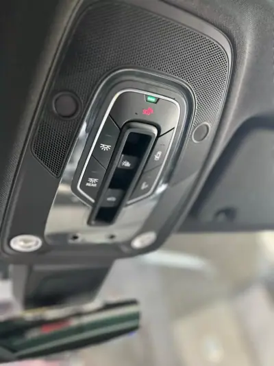 Audi Q7 2016 - 41000 EUR, 139000 km - AUTO.MOTO.pt - 139000km - foto 30 de 44