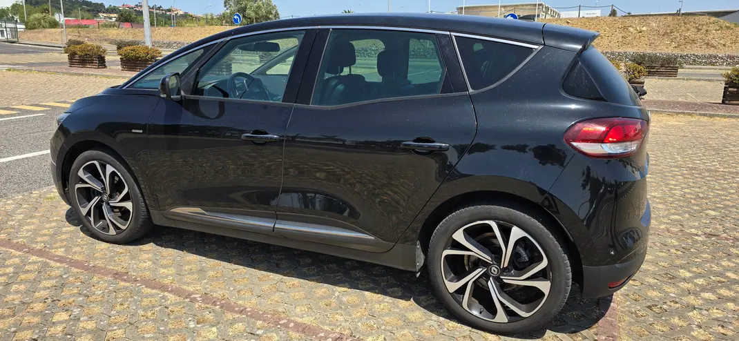Renault Scénic 2017 - 20000 EUR, 81700 km - 81700km - foto 3 de 8