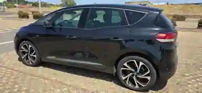 Renault Scénic 2017 - 20000 EUR, 81700 km - 81700km - foto 3 de 8