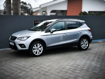 SEAT Arona 2019 - 13950 EUR, 46000 km - AUTO.MOTO.pt - 46000km - foto 10 de 48