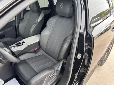 Peugeot 3008 2025 - 31900 EUR, 28244 km - AUTO.MOTO.pt - 28244km - foto 7 de 19