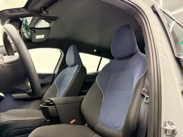 Volvo EX 30 2024 - 30750 EUR, 30000 km - AUTO.MOTO.pt - 30000km - foto 22 de 25