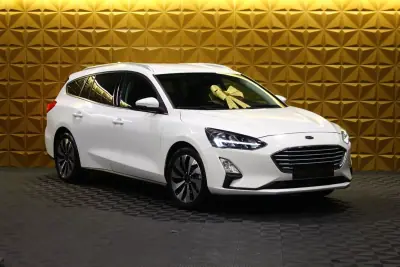 Ford Focus SW 2019 - 13900 EUR, 160000 km - AUTO.MOTO.pt - 160000km - foto 4 de 32