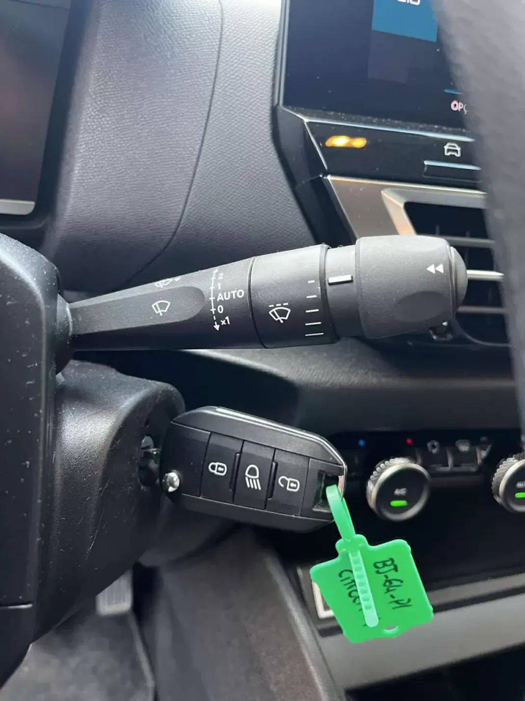 Citroën C4 2021 - 17900 EUR, 163451 km - AUTO.MOTO.pt - 163451km - foto 12 de 16