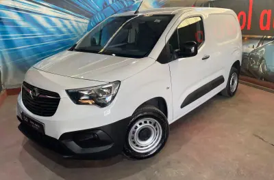 Opel COMBO 2023 - 16899 EUR, 23000 km - 23000km - foto 1 de 38