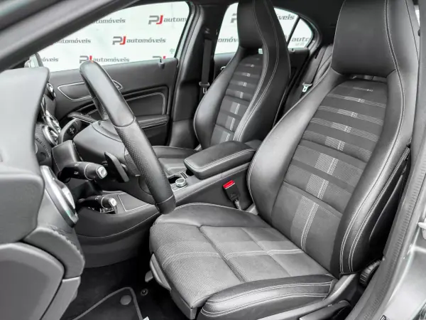 Mercedes-Benz A 180 2018 - 17990 EUR, 105300 km - AUTO.MOTO.pt - 105300km - foto 10 de 20