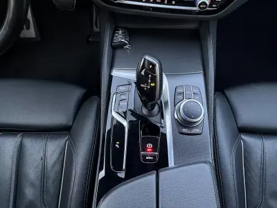 BMW 520 2022 - 33950 EUR, 124000 km - AUTO.MOTO.pt - 124000km - foto 20 de 45