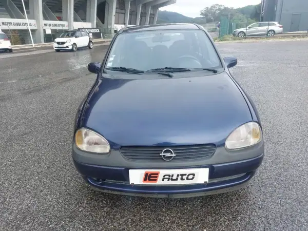 Opel Corsa 2000 - 2490 EUR, 137682 km - AUTO.MOTO.pt - 137682km - foto 12 de 27