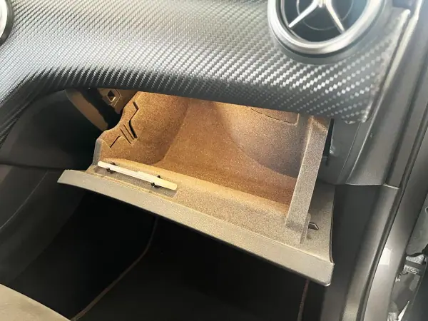 Mercedes-Benz A 160 2018 - 18600 EUR, 138840 km - AUTO.MOTO.pt - 138840km - foto 17 de 22