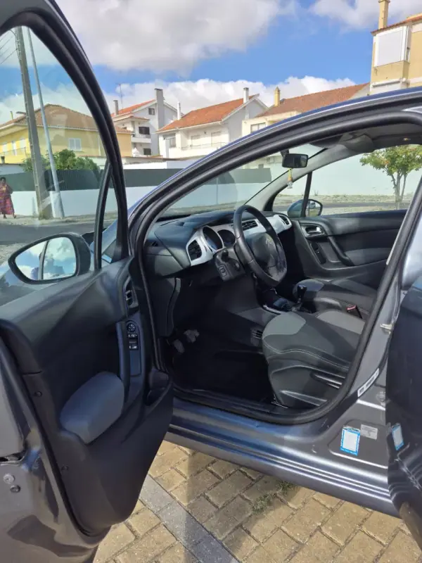 Citroën C3 2011 - 5990 EUR, 141642 km - AUTO.MOTO.pt - 141642km - foto 25 de 25