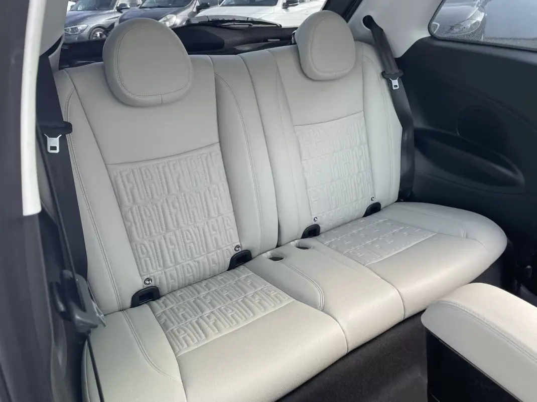 Fiat 500e 2022 - 17995 EUR, 18338 km - AUTO.MOTO.pt - 18338km - foto 18 de 45