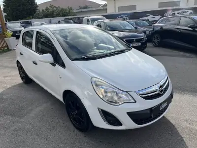 Opel Corsa 2011 - 6450 EUR, 117000 km - AUTO.MOTO.pt - 117000km - foto 40 de 50