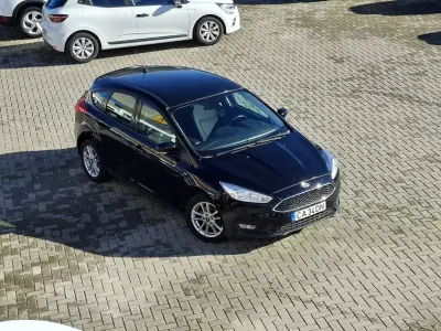 Ford Focus 2018 - 9850 EUR, 109500 km - AUTO.MOTO.pt - 109500km - foto 12 de 26