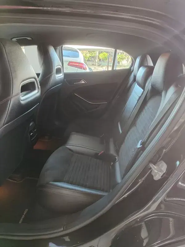 Mercedes-Benz GLA 200 2018 - 22750 EUR, 191200 km - AUTO.MOTO.pt - 191200km - foto 14 de 36