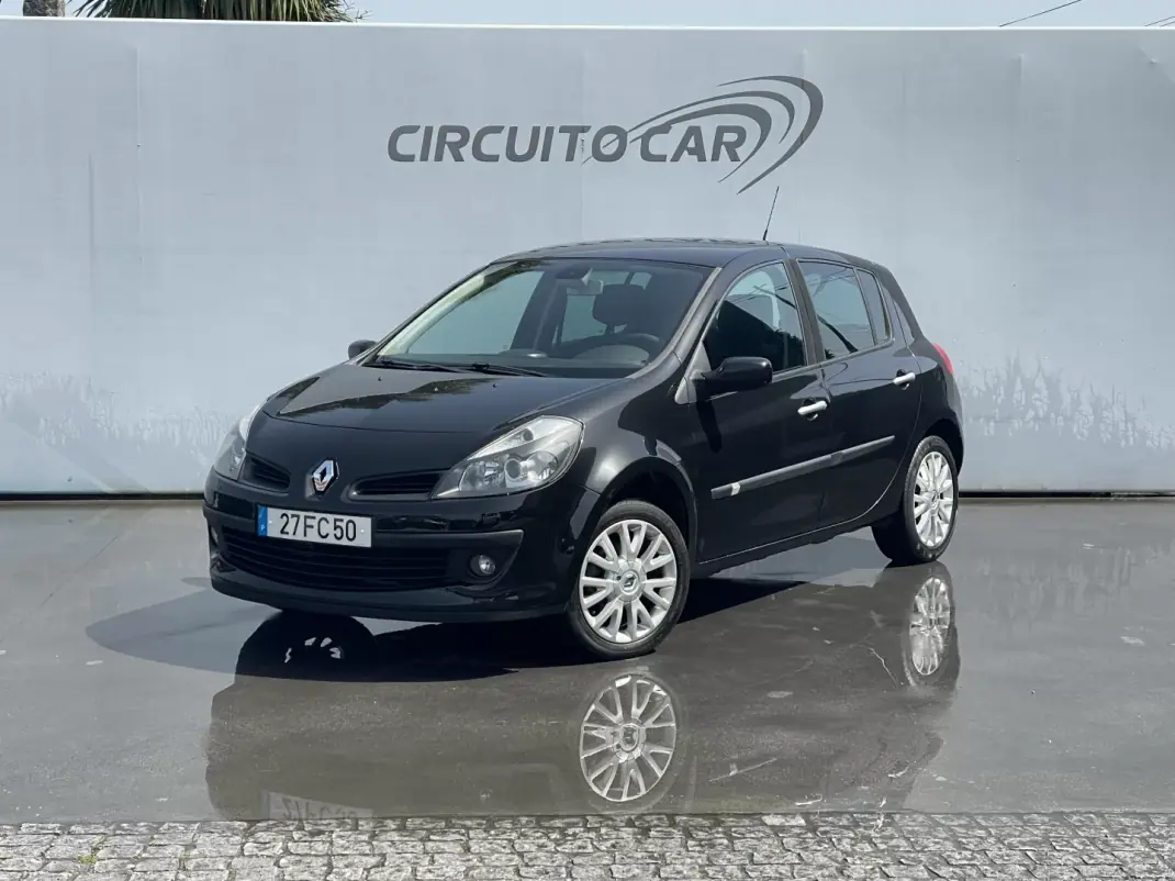 Renault Clio 2008 - 3500 EUR, 376787 km - AUTO.MOTO.pt - 376787km - foto 10 de 21