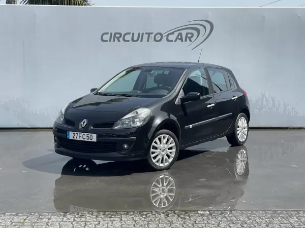 Renault Clio 2008 - 3500 EUR, 376787 km - AUTO.MOTO.pt - 376787km - foto 10 de 21
