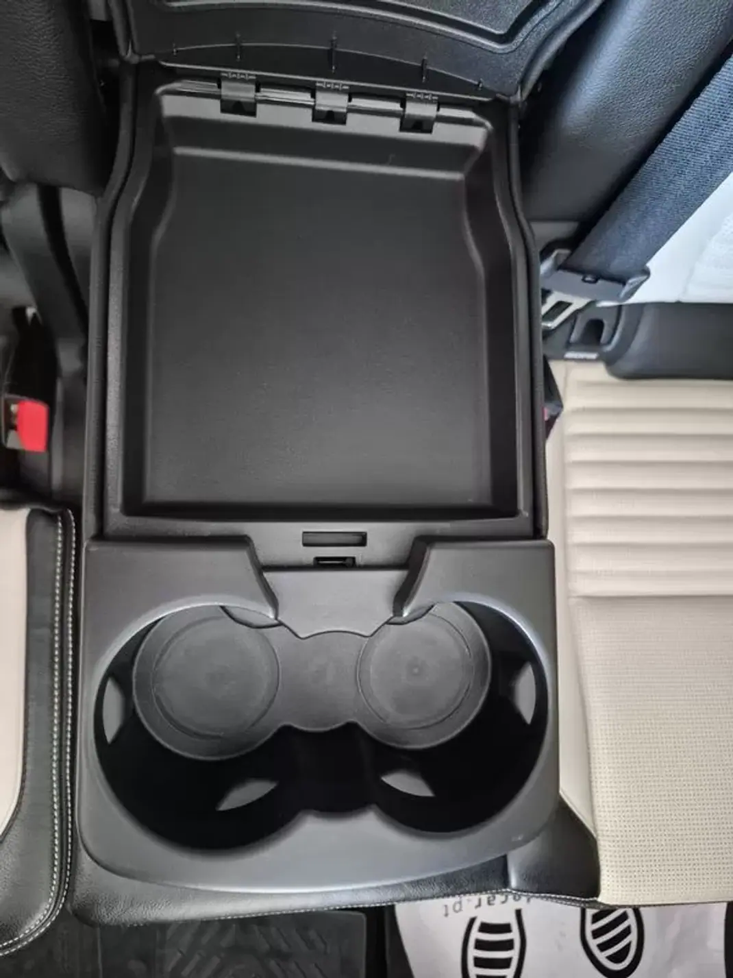 Land Rover Discovery Sport 2020 - 33900 EUR, 60481 km - AUTO.MOTO.pt - 60481km - foto 56 de 58