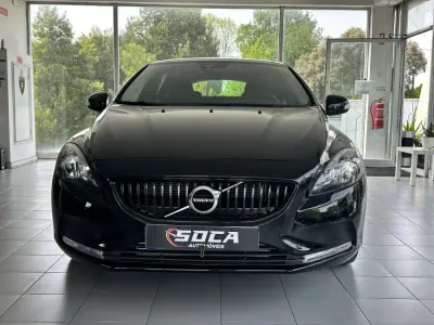 Volvo V40 2018 - 16890 EUR, 100139 km - 100139km - foto 2 de 21