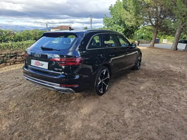 Audi A4 Avant 2019 - 23990 EUR, 79500 km - 79500km - foto 11 de 46