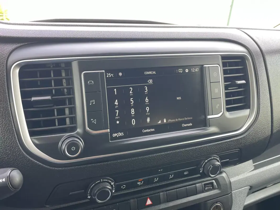 Opel COMBO 2022 - 17450 EUR, 123000 km - AUTO.MOTO.pt - 123000km - foto 29 de 37