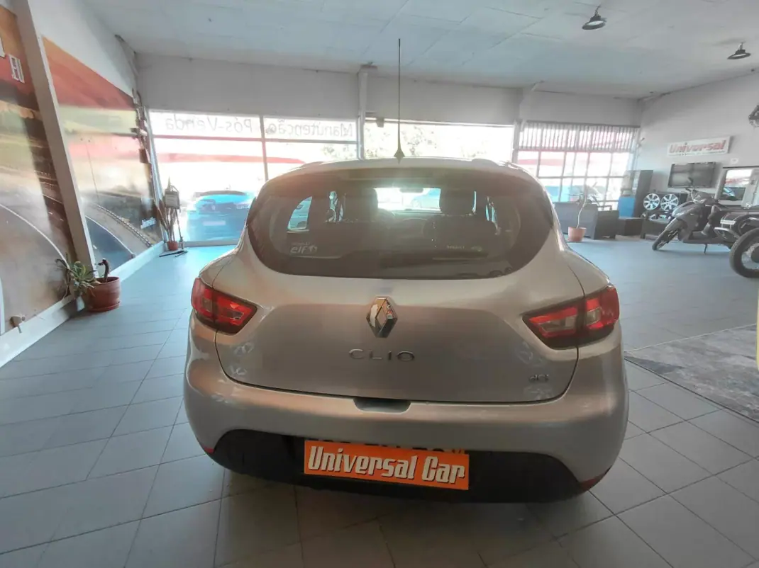 Renault Clio 2014 - 9490 EUR, 56000 km - 56000km - foto 4 de 20