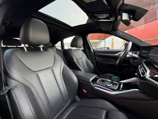 BMW i4 2022 - 46350 EUR, 79000 km - AUTO.MOTO.pt - 79000km - foto 12 de 21