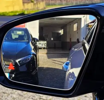 Mercedes-Benz E 220 2017 - 34999 EUR, 180000 km - AUTO.MOTO.pt - 180000km - foto 26 de 45