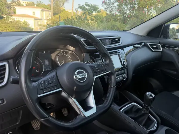 Nissan Qashqai 2020 - 16999 EUR, 70000 km - AUTO.MOTO.pt - 70000km - foto 15 de 20