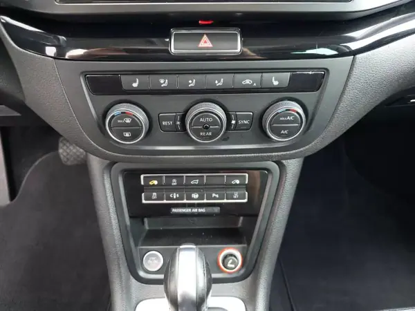 Volkswagen Sharan 2019 - 29700 EUR, 115600 km - AUTO.MOTO.pt - 115600km - foto 22 de 52