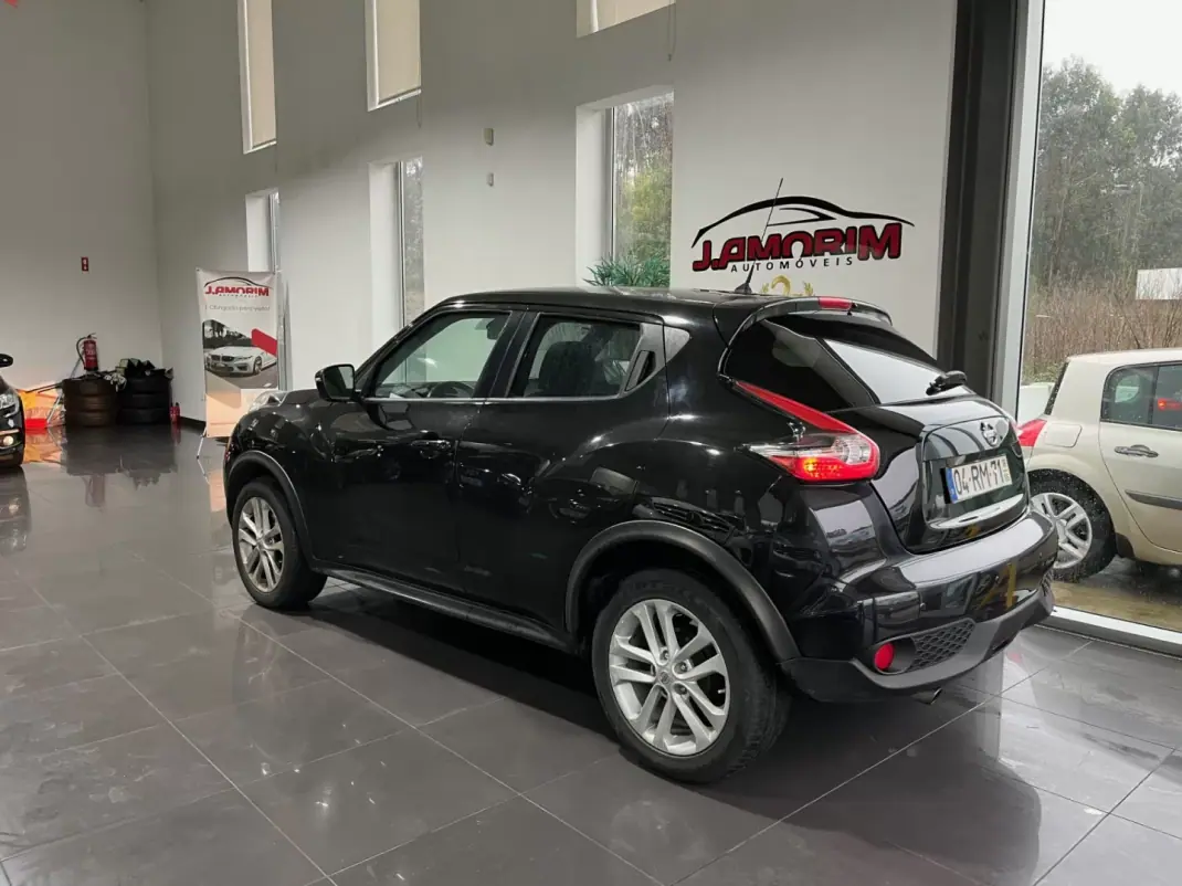 Nissan Juke 2016 - 10999 EUR, 94021 km - AUTO.MOTO.pt - 94021km - foto 2 de 20