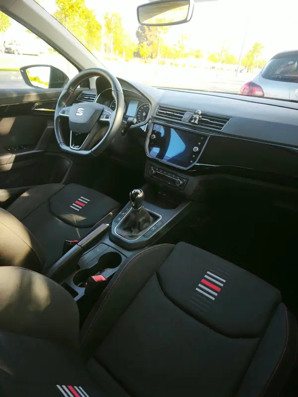 SEAT Ibiza 1 2018 — foto 2 de 15
