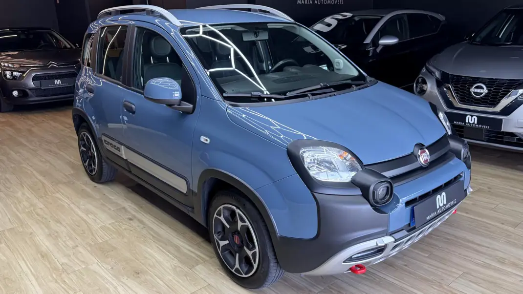 Fiat Panda 2022 - 10570 EUR, 75000 km - AUTO.MOTO.pt - 75000km - foto 1 de 39