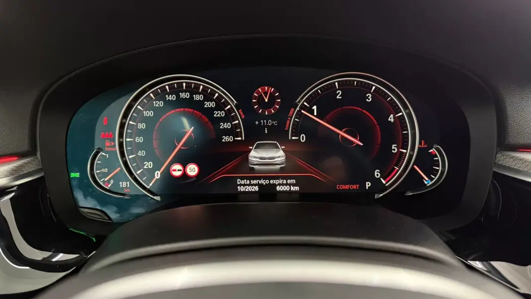 BMW 520 2017 - 23990 EUR, 262000 km - AUTO.MOTO.pt - 262000km - foto 21 de 40