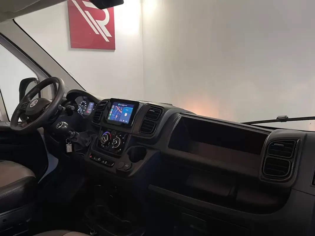 Fiat Ducato 2022 - 32500 EUR, 94000 km - AUTO.MOTO.pt - 94000km - foto 16 de 33
