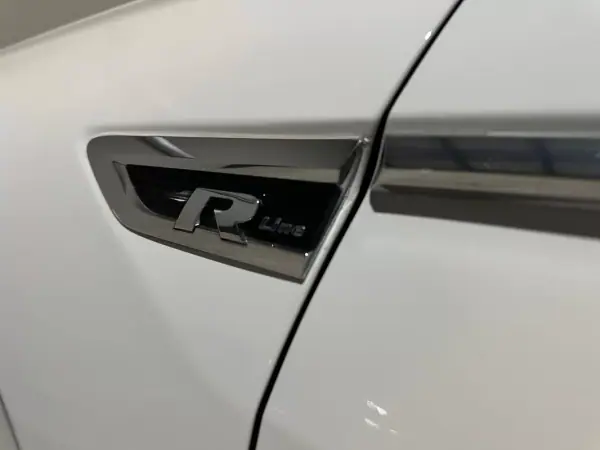 Volkswagen Tiguan 2020 - 31800 EUR, 97000 km - AUTO.MOTO.pt - 97000km - foto 20 de 20