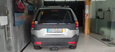 Mitsubishi Pajero Sport 2002 - 9000 EUR, 235000 km - AUTO.MOTO.pt - 235000km - foto 5 de 9