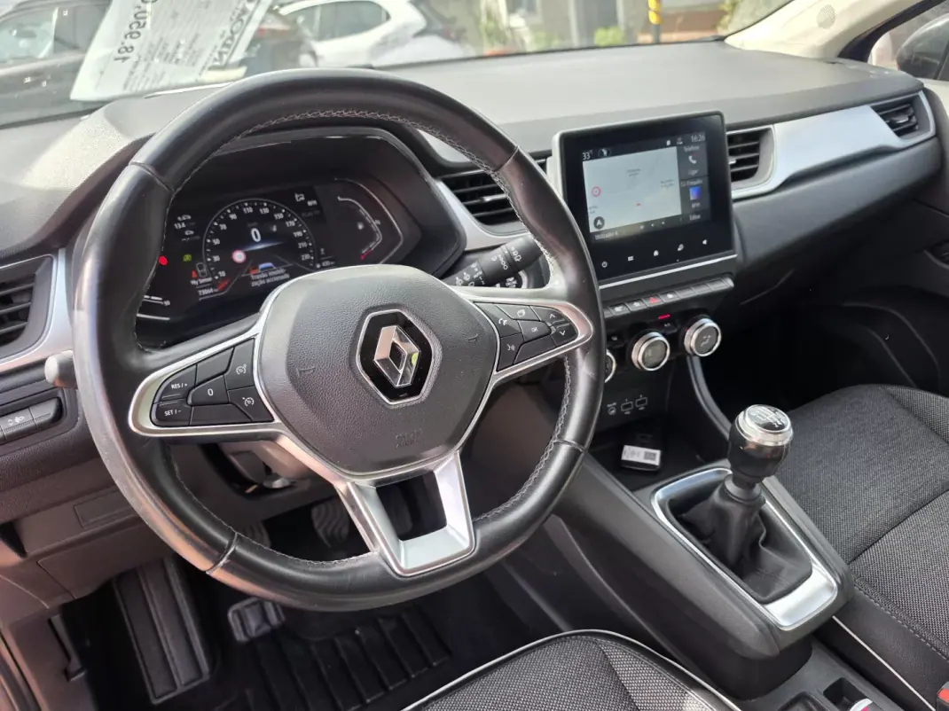 Renault Captur 2023 - 18950 EUR, 73065 km - 73065km - foto 4 de 6