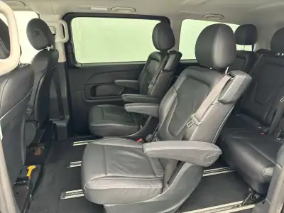 Mercedes-Benz V 250 2021 - 44999 EUR, 230022 km - AUTO.MOTO.pt - 230022km - foto 25 de 46