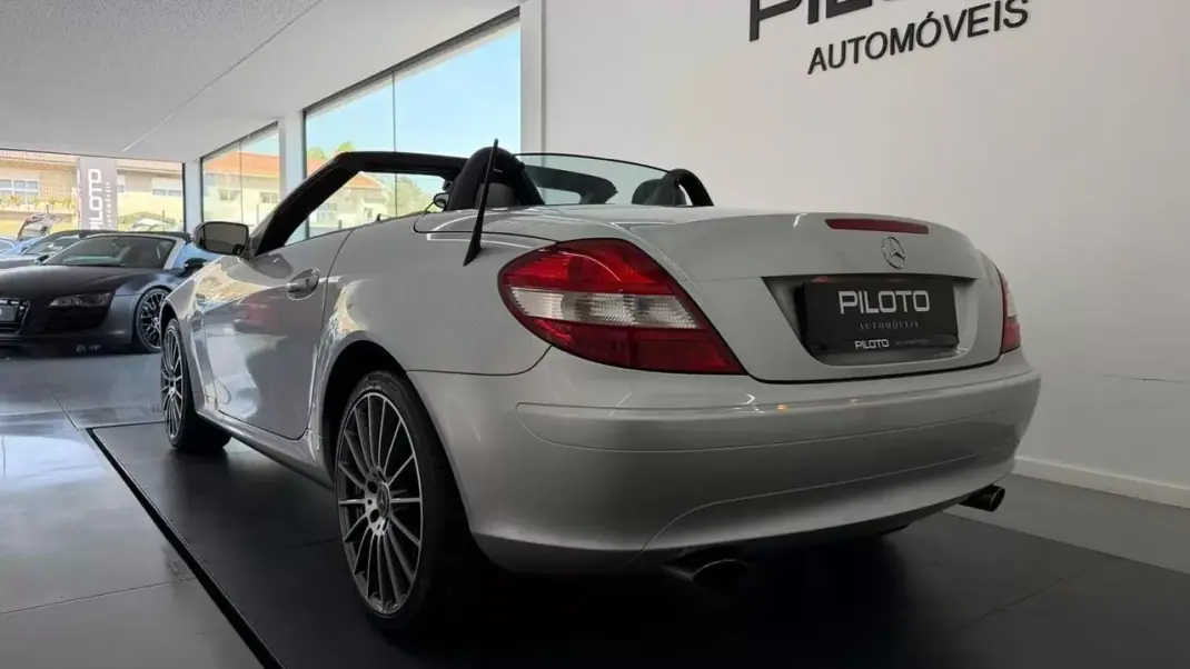 Mercedes-Benz SLK 200 2004 - 13990 EUR, 167477 km - AUTO.MOTO.pt - 167477km - foto 6 de 24