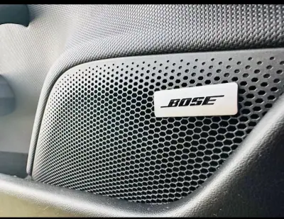 Porsche Taycan 2021 - 53499 EUR, 153620 km - AUTO.MOTO.pt - 153620km - foto 9 de 28