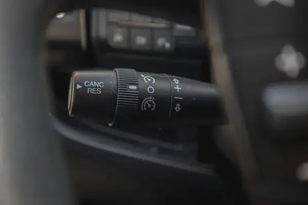 Peugeot HDi 333 L2H2 S&S Active 2020 - 18880 EUR, 127440 km - AUTO.MOTO.pt - 127440km - foto 14 de 14