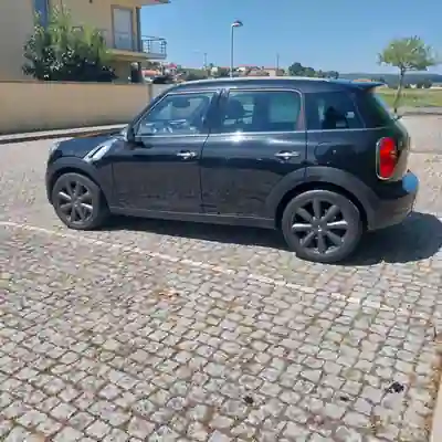 MINI Countryman 2011 - 8999 EUR, 168604 km - foto 5 de 15