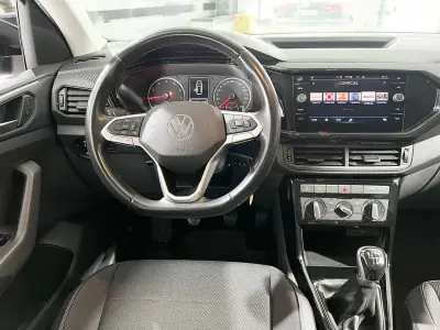 Volkswagen T-Cross 2021 - 17800 EUR, 37392 km - AUTO.MOTO.pt - 37392km - foto 9 de 21