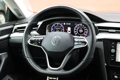 Volkswagen Arteon 2021 - 25990 EUR, 155000 km - AUTO.MOTO.pt - 155000km - foto 19 de 35