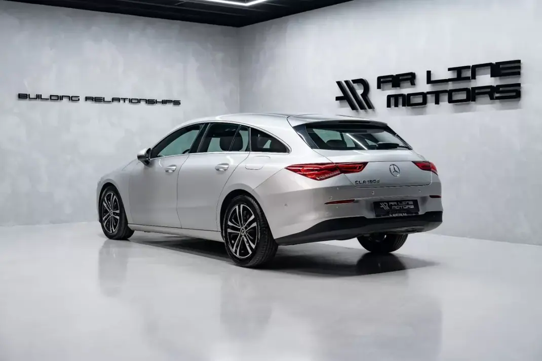 Mercedes-Benz CLA 180 2023 - 29950 EUR, 70000 km - AUTO.MOTO.pt - 70000km - foto 8 de 43