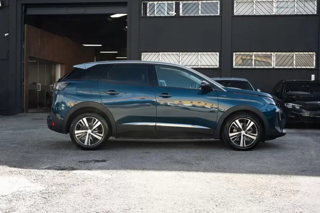 Peugeot 3008 2022 - 23999 EUR, 114300 km - 114300km - foto 19 de 26
