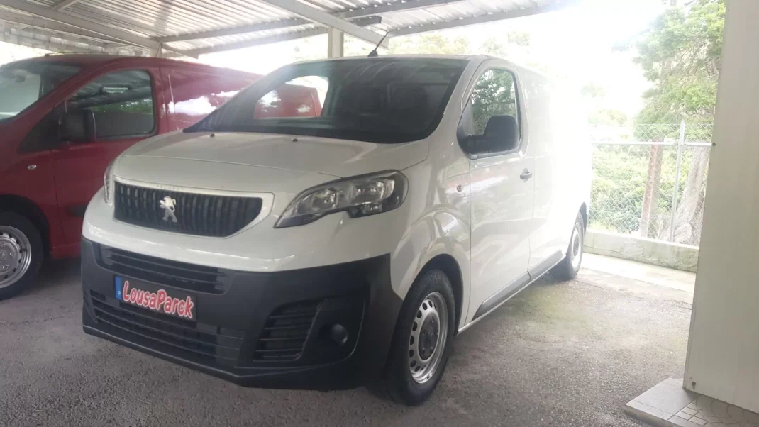 Peugeot Expert 2019 - 17500 EUR, 192616 km - 192616km - foto 2 de 11