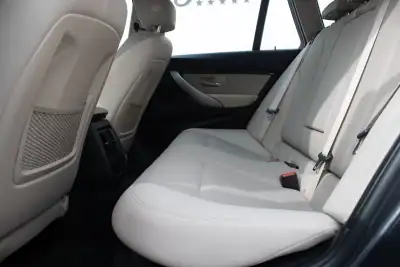 BMW 320 2016 - 18900 EUR, 173000 km - AUTO.MOTO.pt - 173000km - foto 13 de 19